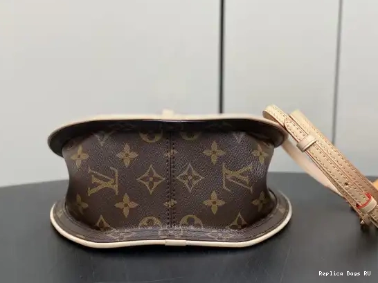 Cheap LOUIS Me PM Around VUITTON 0529